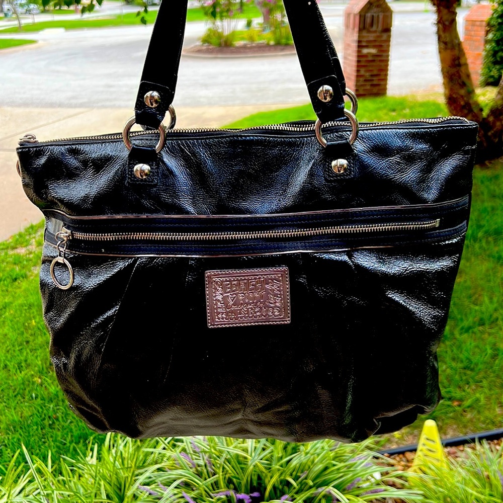 Coach Poppy black patent leather tote
